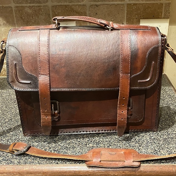 Chilean Handmade Leather Satchel Messenger Bag - Picture 2 of 8